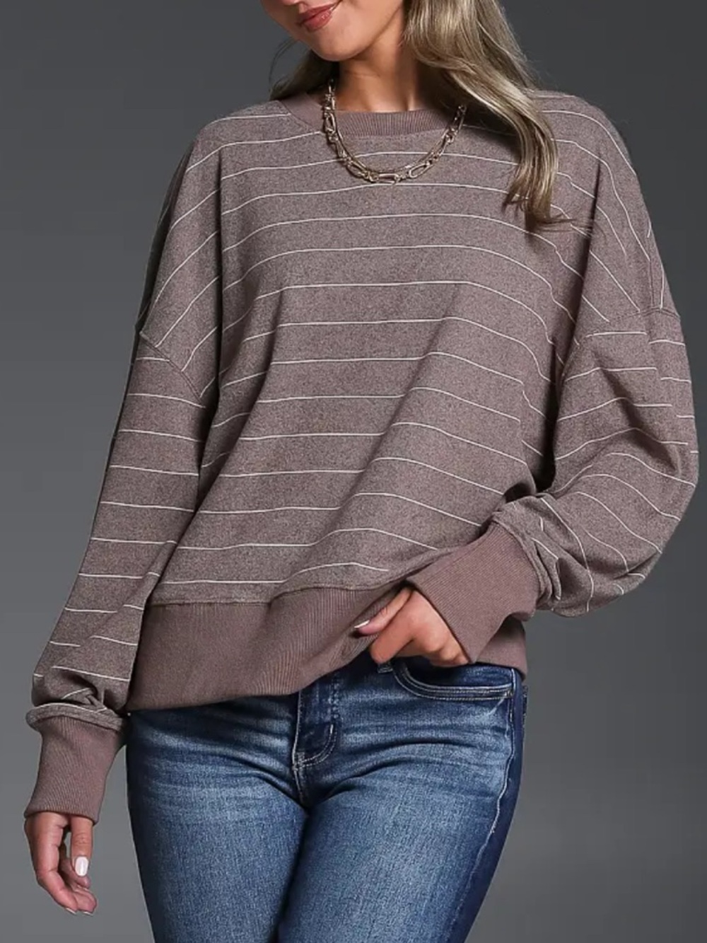 Buckle Black Pullover